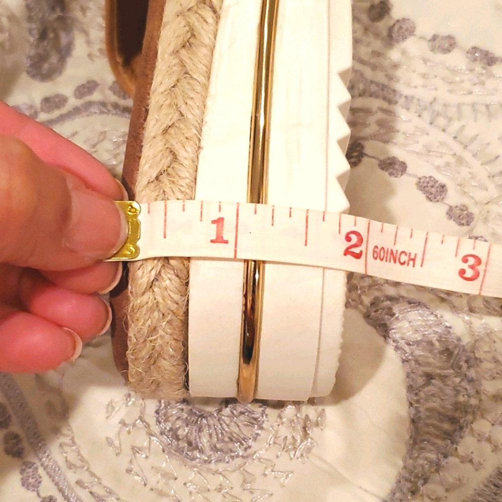 Flat sandals - Picture 6 of 8